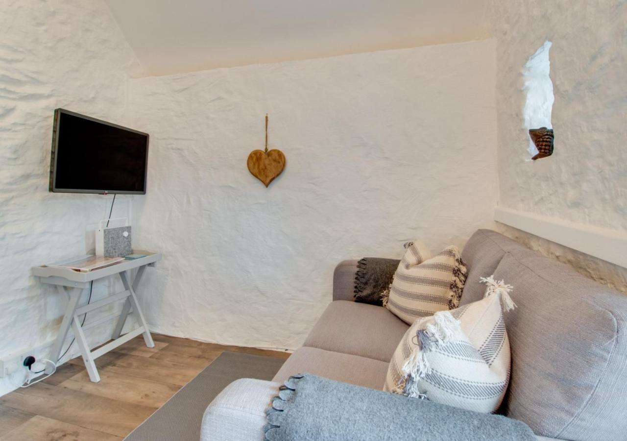 Love Cottage Комб-Мартін Екстер'єр фото